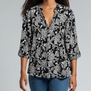 Cocomo Woman Floral Henley Top Womens Size 1X Navy White Flowy Blouse